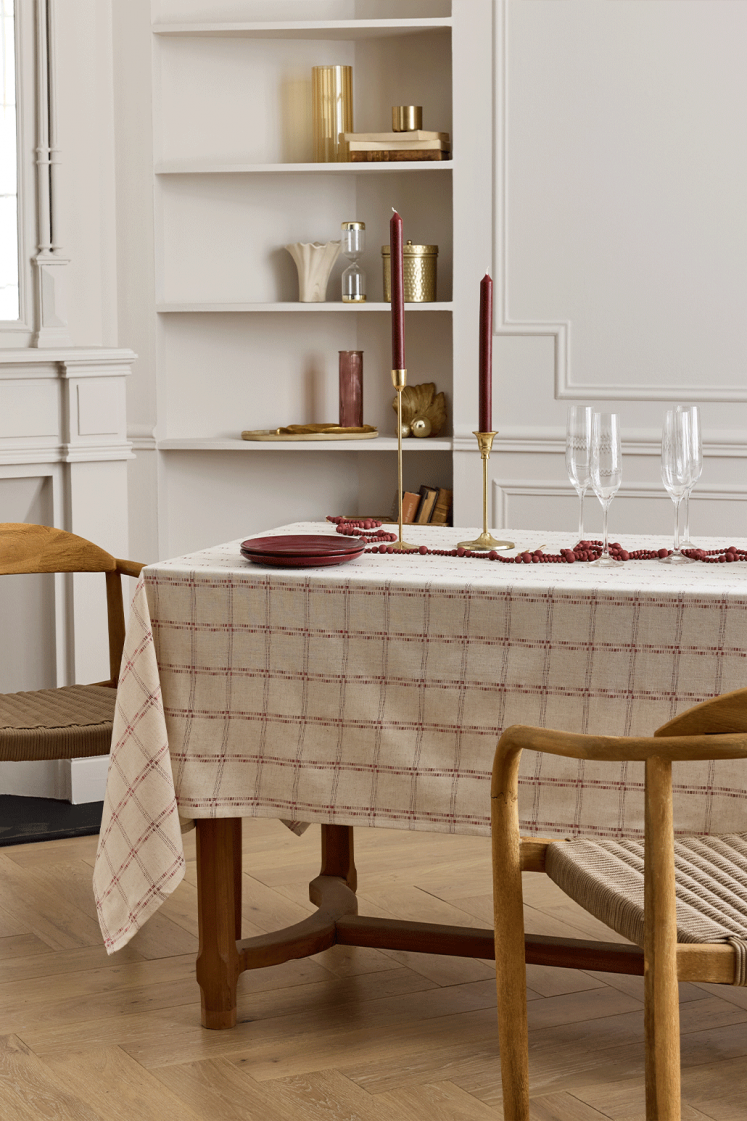 Mésy - Nappe en Damassé et...